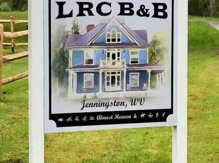 Laurel River Club Bed & Breakfast Or Lrcbnb