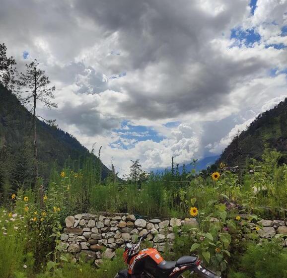 پانسیون Breathe Inn