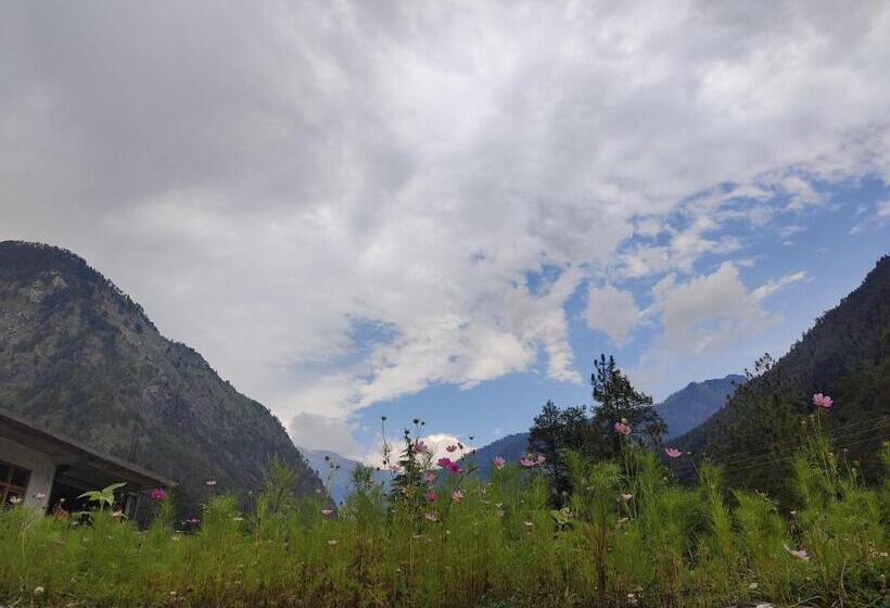 پانسیون Breathe Inn