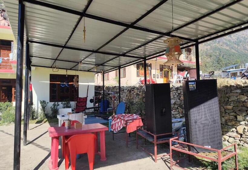 پانسیون Breathe Inn