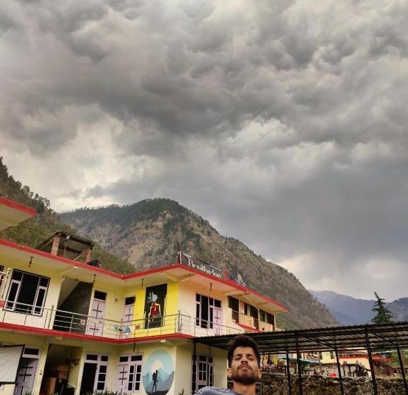 پانسیون Breathe Inn