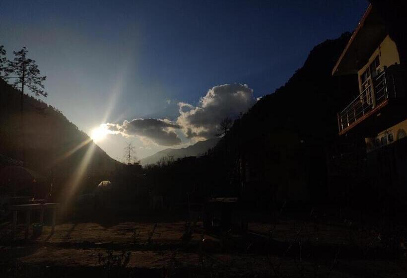 پانسیون Breathe Inn