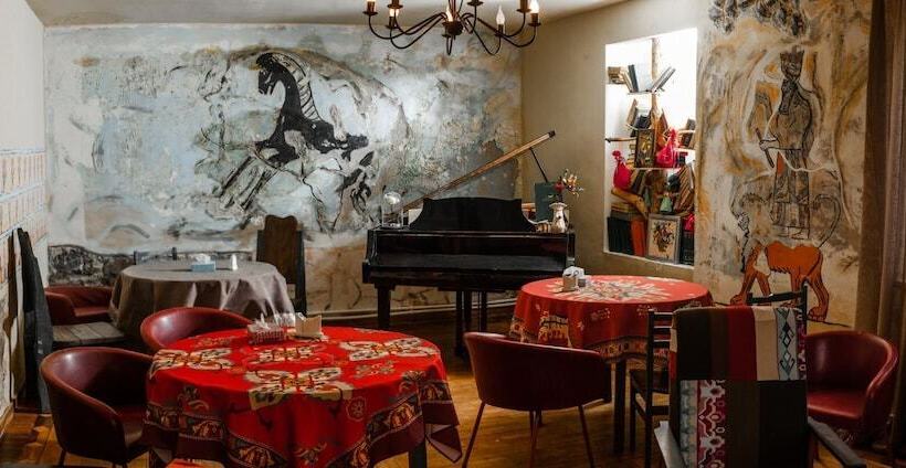 بنسيون Etiuni The Forgotten Kingdom