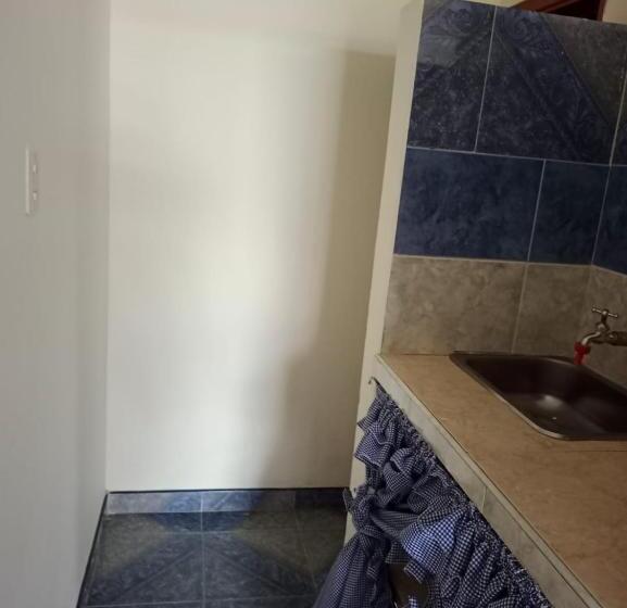 بنسيون Hospedaje Rodal