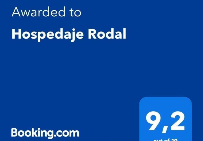 بنسيون Hospedaje Rodal