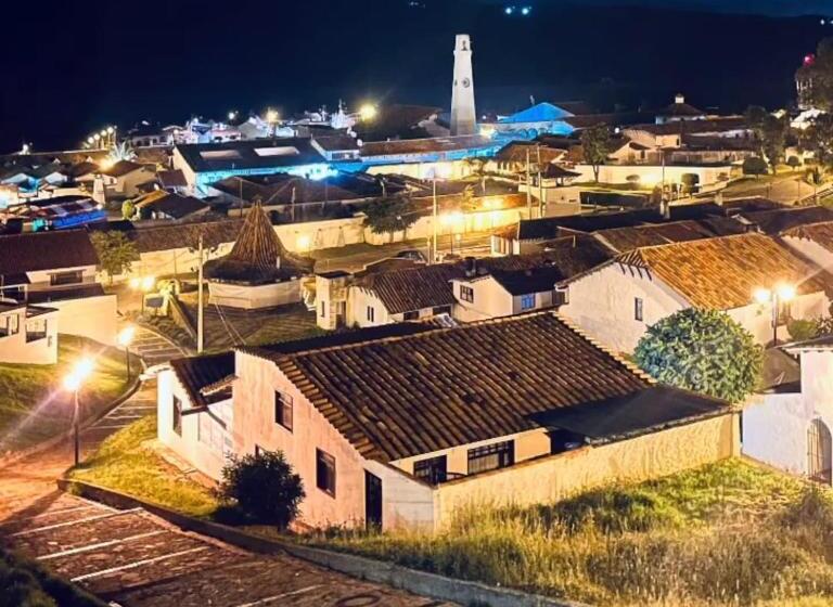 بنسيون Hospedaje Rodal