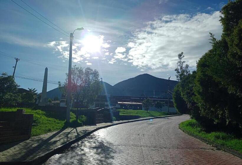 بنسيون Hospedaje Rodal