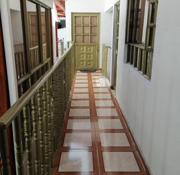 بنسيون Hospedaje Rodal