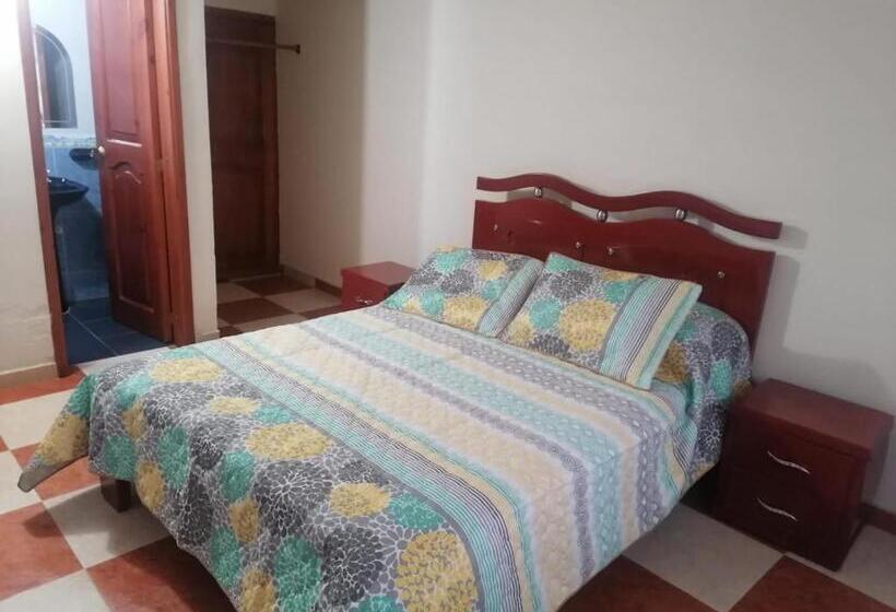 بنسيون Hospedaje Rodal