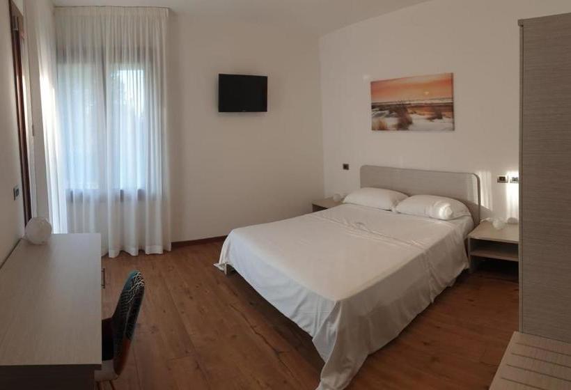 بنسيون Locanda L'officina