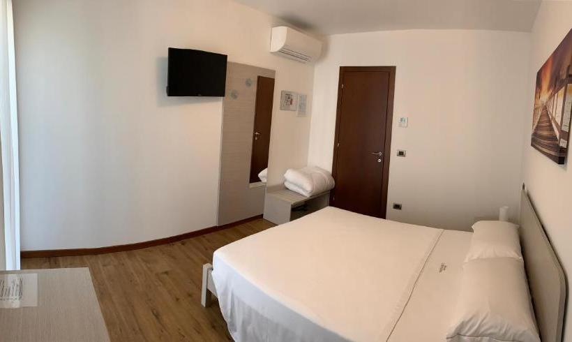 بنسيون Locanda L'officina