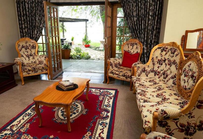 بنسيون Marculem Guest Farm