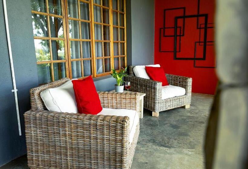 بنسيون Marculem Guest Farm