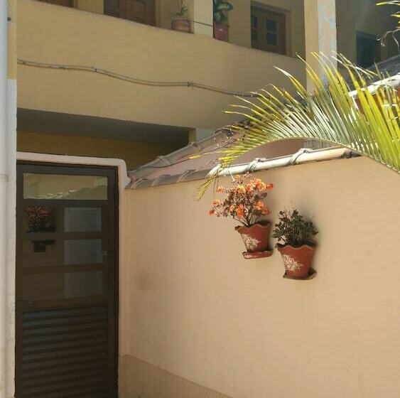 پانسیون Pousada Diniz