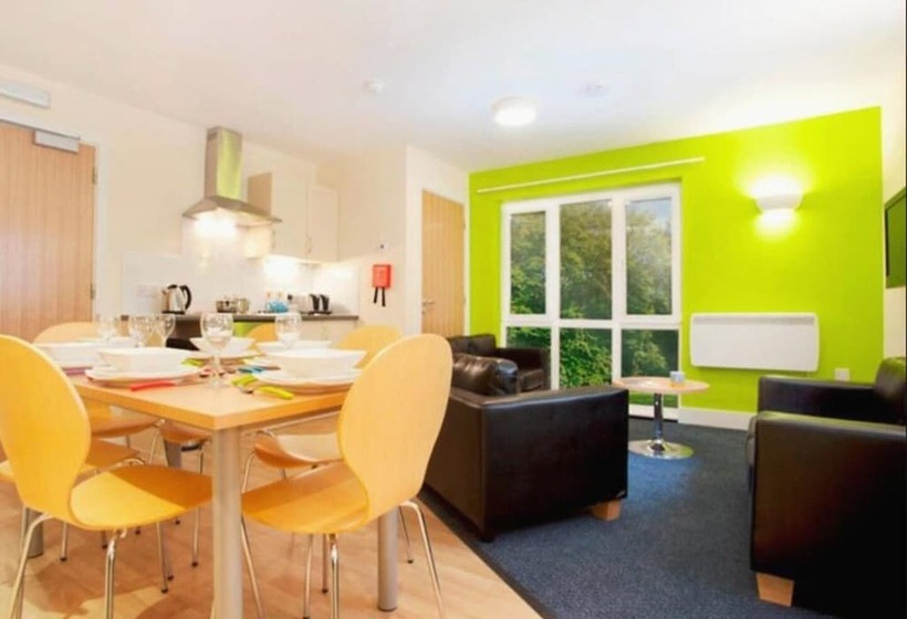 פנסיון Stylish Rooms Penryn