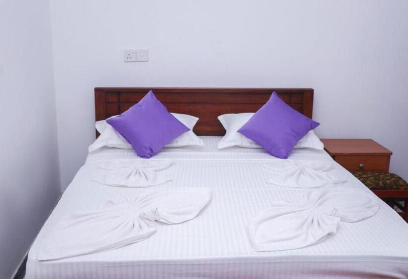 بنسيون Virgin Forest Inn