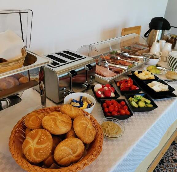 Pensiunea Salina Gymnasium