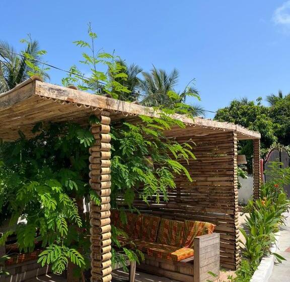 African Treasure Beach Resort