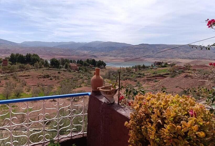 تختخواب و صبحانه Abla Room