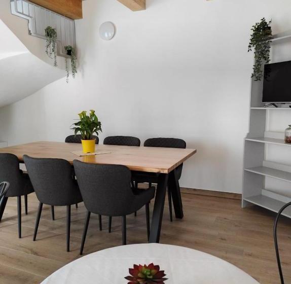 민박 Le Farfalle Di Armeno