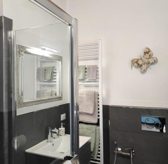 민박 Le Farfalle Di Armeno