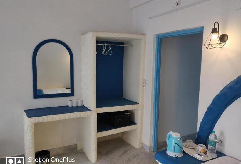 ベッドアンドブレックファースト Makarios Boutique