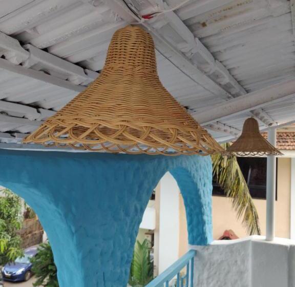 ベッドアンドブレックファースト Makarios Boutique