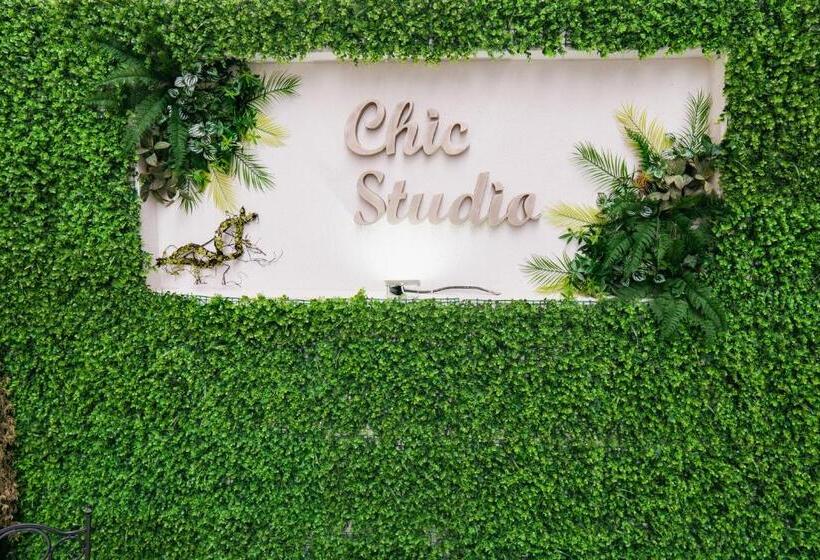 Chic Studio