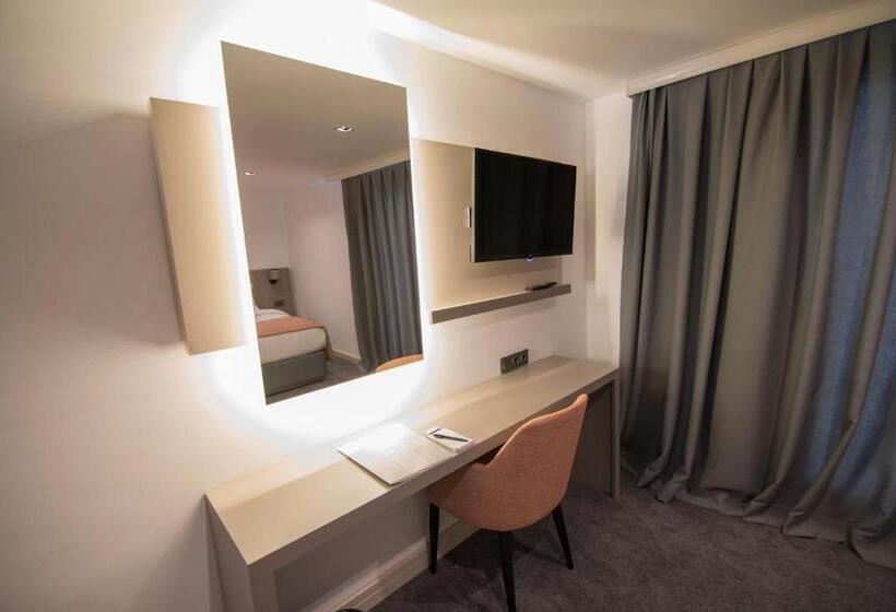 Dovv Hotel Busıness