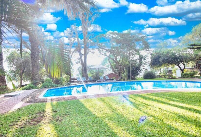 호텔 247 @ White River