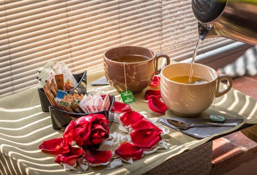 هتل Chimera Tuscany Resort