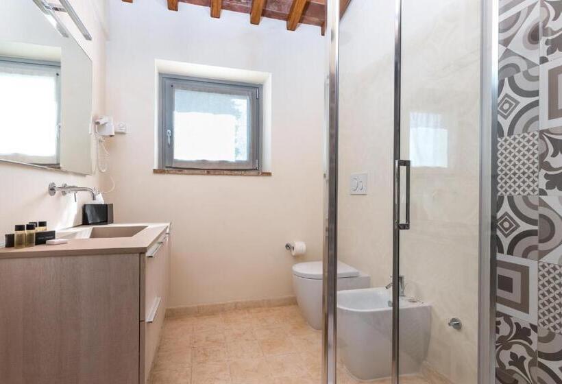 هتل Chimera Tuscany Resort