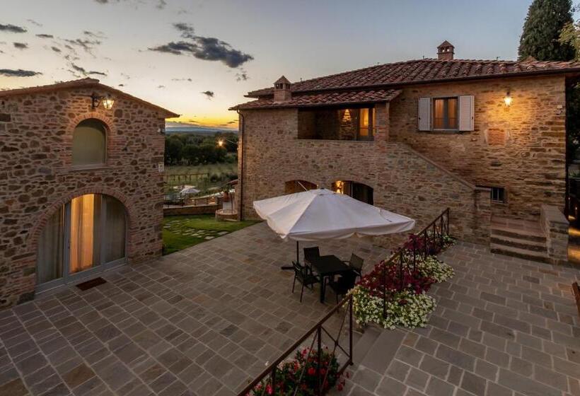 هتل Chimera Tuscany Resort