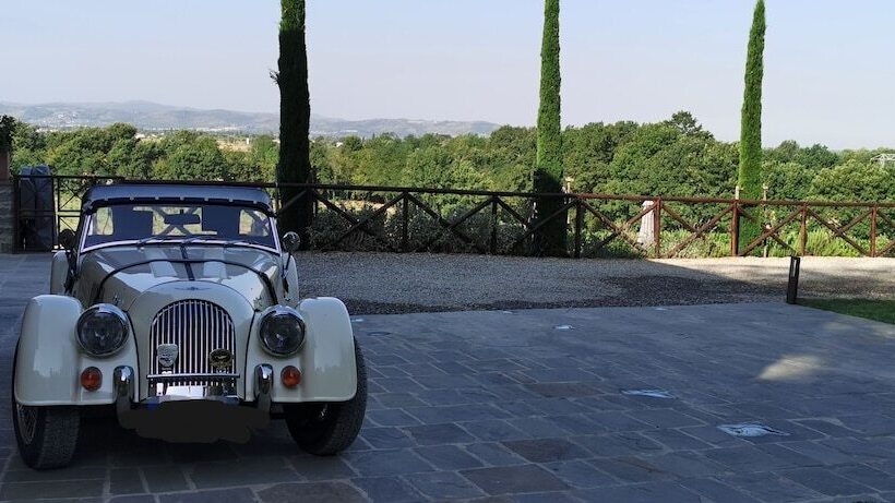 هتل Chimera Tuscany Resort