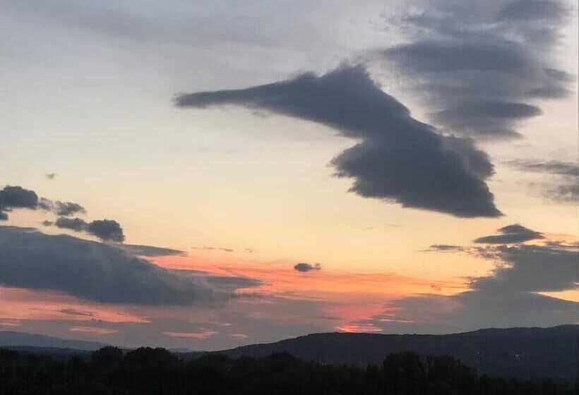 هتل Chimera Tuscany Resort