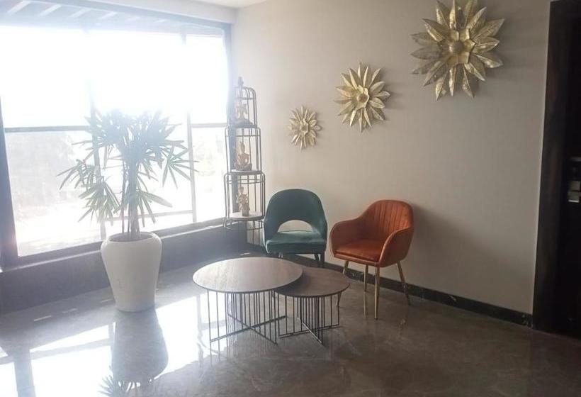 בית מלון כפרי Ddsuites Agra