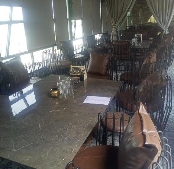 בית מלון כפרי Ddsuites Agra