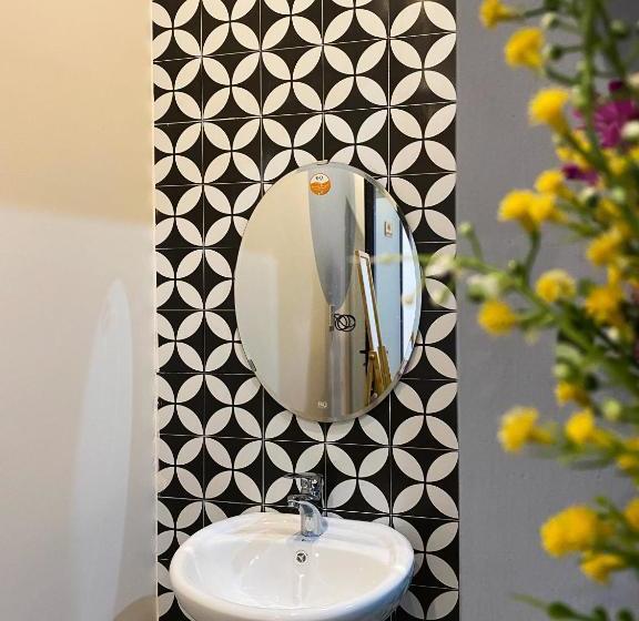 هتل Dear House Near Bai Sau Beach