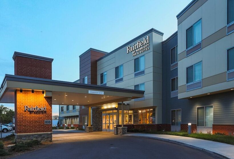فندق Fairfield Inn & Suites Marquette