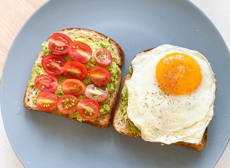 בית מלון כפרי Golden Nest Popular Residency