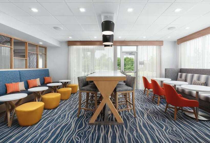 فندق Hampton Inn Bellingham Airport