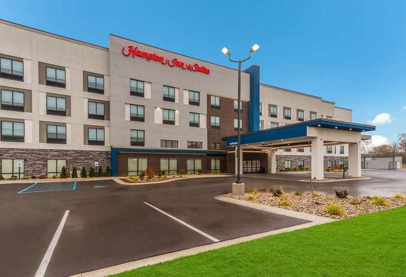 בית מלון כפרי Hampton Inn & Suites Benton Harbor