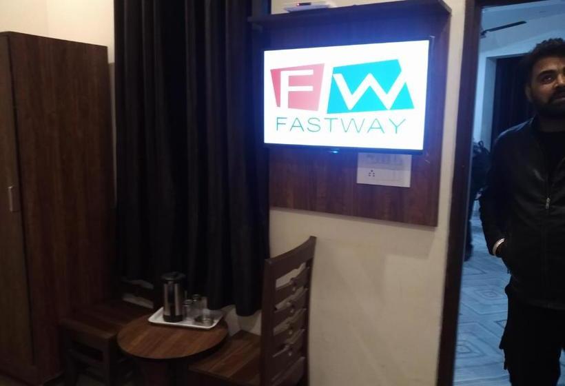 בית מלון כפרי Himalayan Home