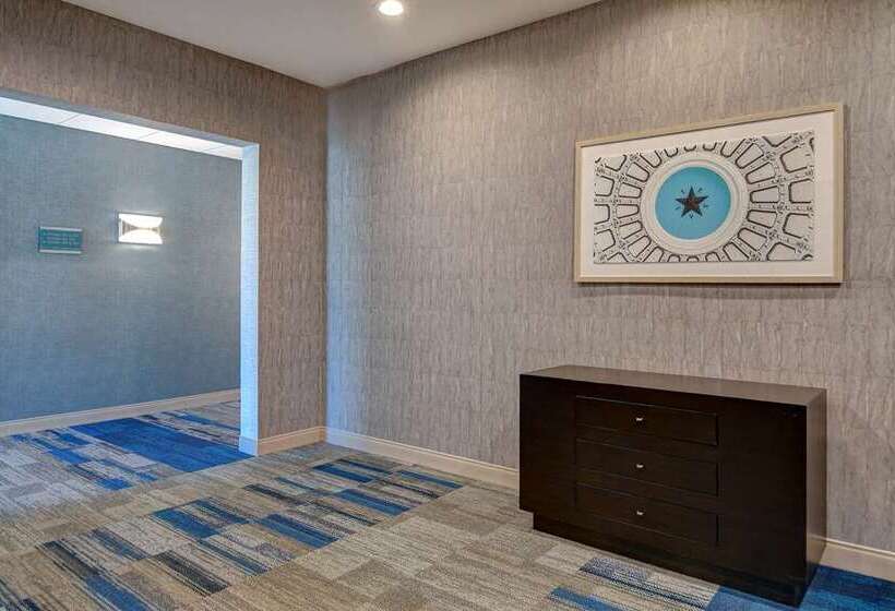 Отель Home2 Suites By Hilton North Plano Hwy 75