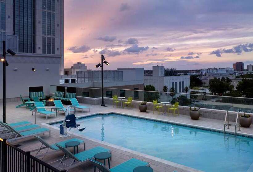 ホテル Home2 Suites By Hilton Orlando Downtown