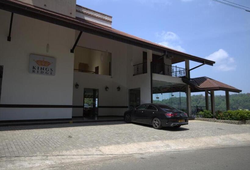 호텔 Kings Ridge Kandy