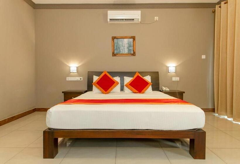 호텔 Kings Ridge Kandy