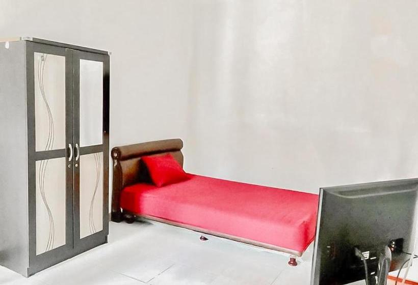 호텔 Koolkost Near Universitas Muhammadiyah Palangkaraya