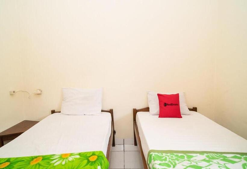 호텔 Reddoorz Near Kampus 3 Uty Yogyakarta