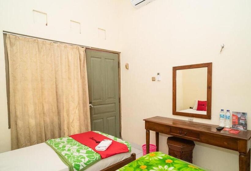 호텔 Reddoorz Near Kampus 3 Uty Yogyakarta